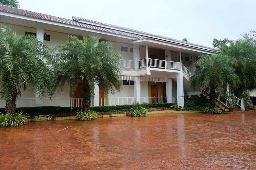 Wangka Resort Sangkhla Buri Eksteriør billede